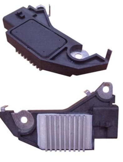REGULADOR (D403) 12V DAEWOO CIELO 3 PINES