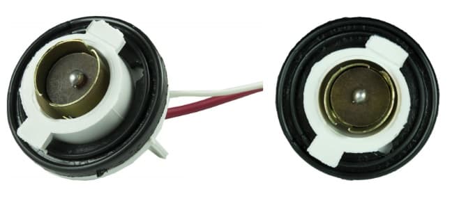 SOCKET LAMPARA 7020 2 GUIAS 1 CONTACTOS PAQ X 10